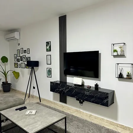 5 New Central Comfy Apartments Durres Exterior photo