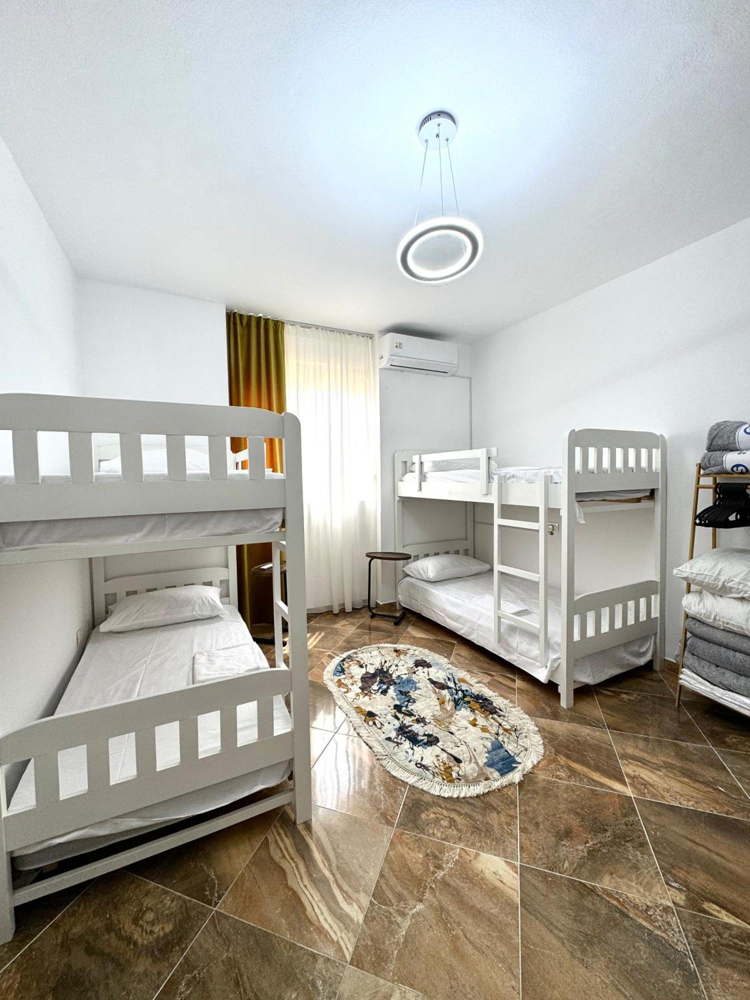 5 New Comfy Апартаменти *