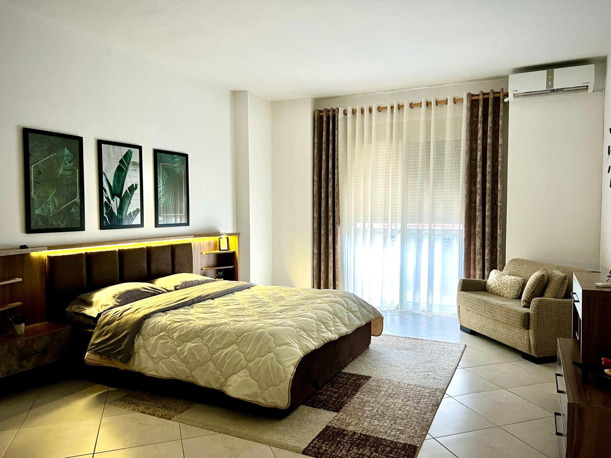 5 New Comfy Апартаменти *